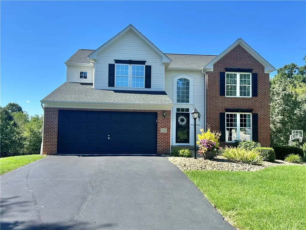 114 Majestic Dr, Canonsburg, PA 15317 - #1
