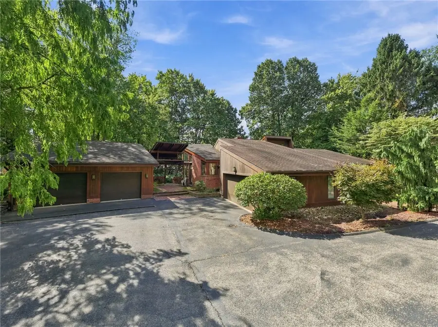 311 Lakewood Rd, Greensburg, PA 15601 - #3