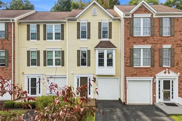 2787 Drake Ct, Gibsonia, PA 15044