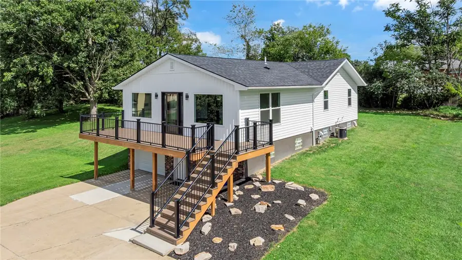1289 Chestnut St, Monaca, PA 15061 - #2