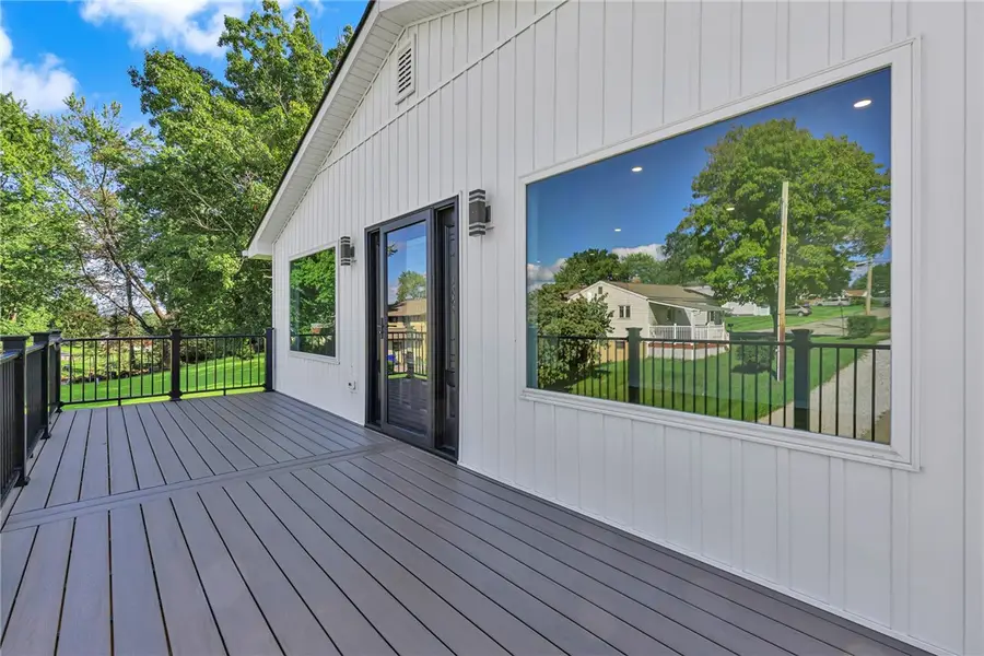 1289 Chestnut St, Monaca, PA 15061 - #3