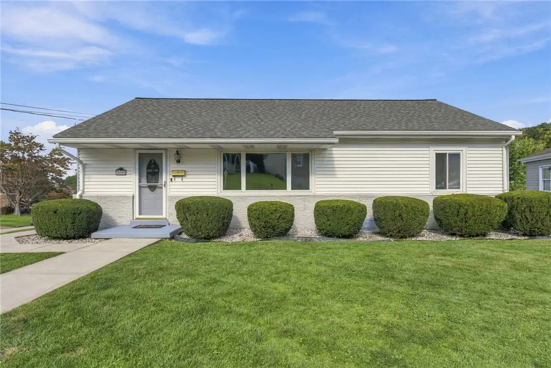 600 Maple St, Jeannette, PA 15644 - #1