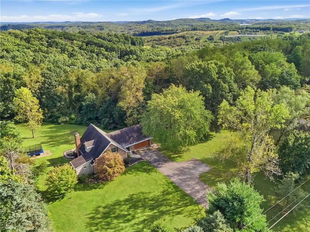 362 Ridge Rd, Zelienople, PA 16063 - #1