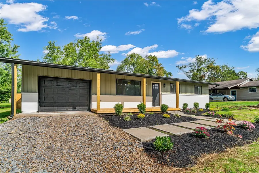 121 Franklin Avenue, Monaca, PA 15061 - #2