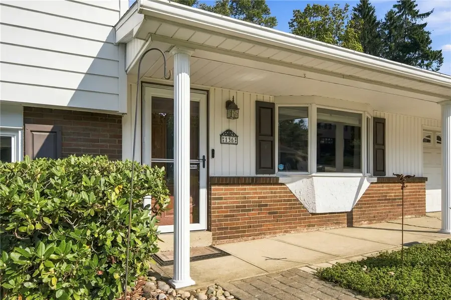 136 Sunrise Dr, Irwin, PA 15642 - #2