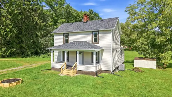2343 Downing Ln, Hermitage, PA 16148
