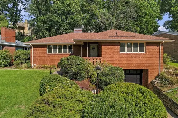 1454 Mohican Dr, Pittsburgh, PA 15228