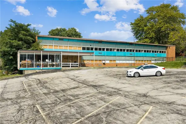371 Linmore Ave, Baden, PA 15005