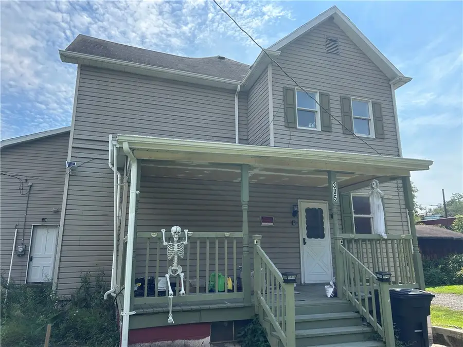 305 1st St, Sutersville, PA 15083 - #3