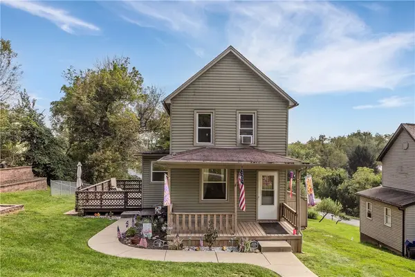 81 Belmont St, Irwin, PA 15642