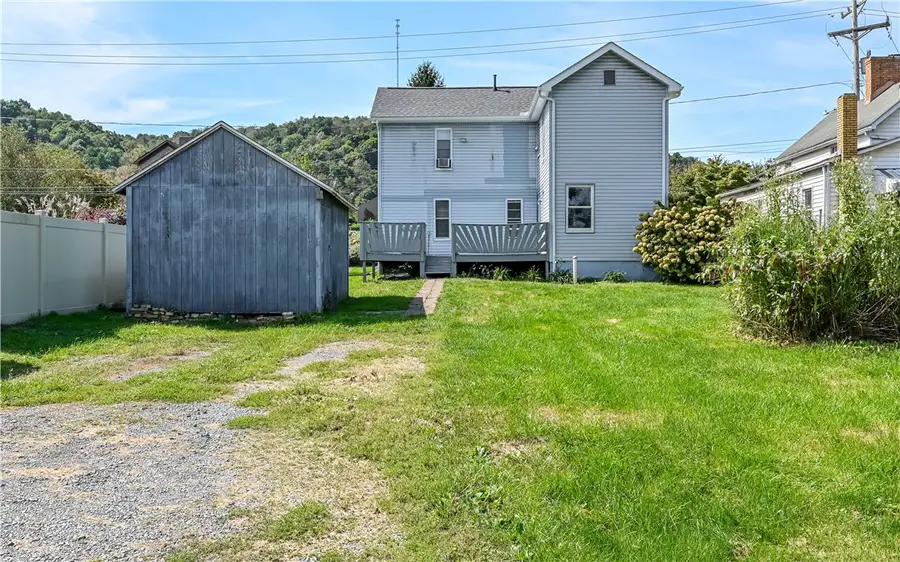 114 Beaver St, New Brighton, PA 15066 - #2