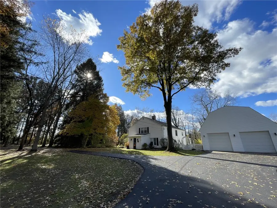 519 Pulaski Rd, Pulaski, PA 16143 - #2