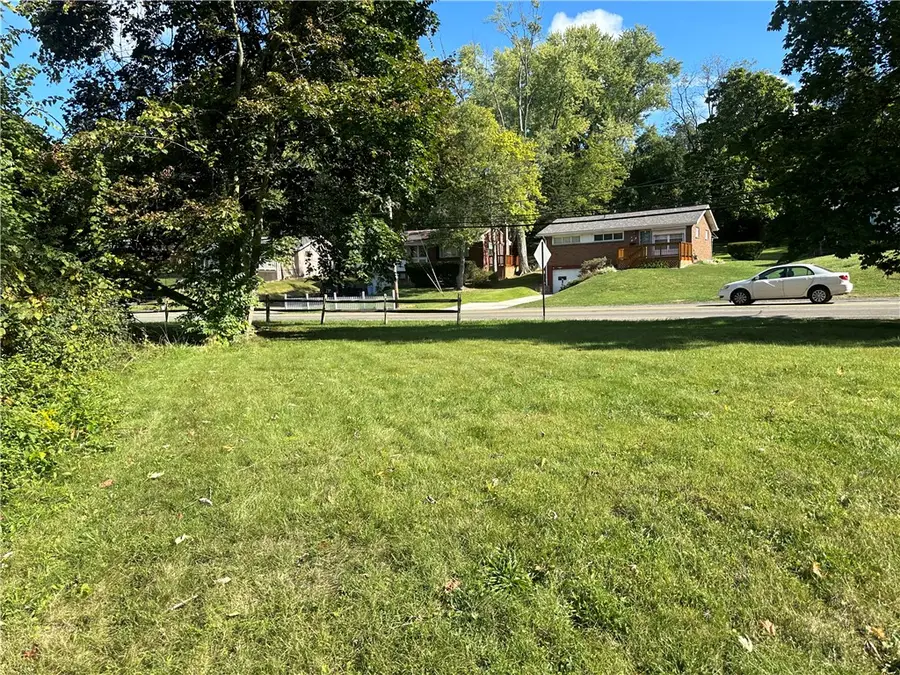 3767 Evergreen Dr, Monroeville, PA 15146 - #2