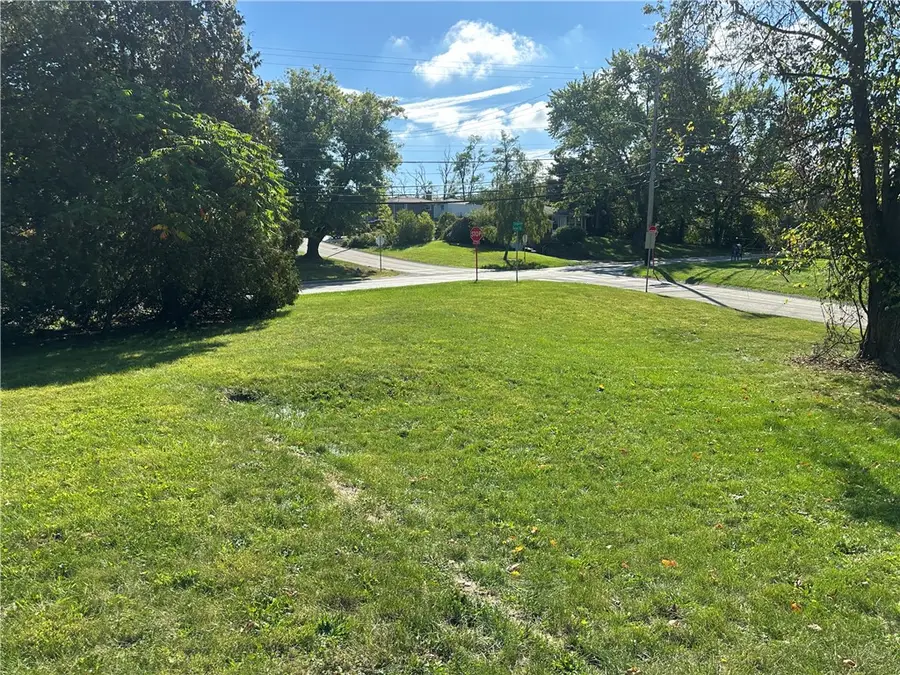 3767 Evergreen Dr, Monroeville, PA 15146 - #3