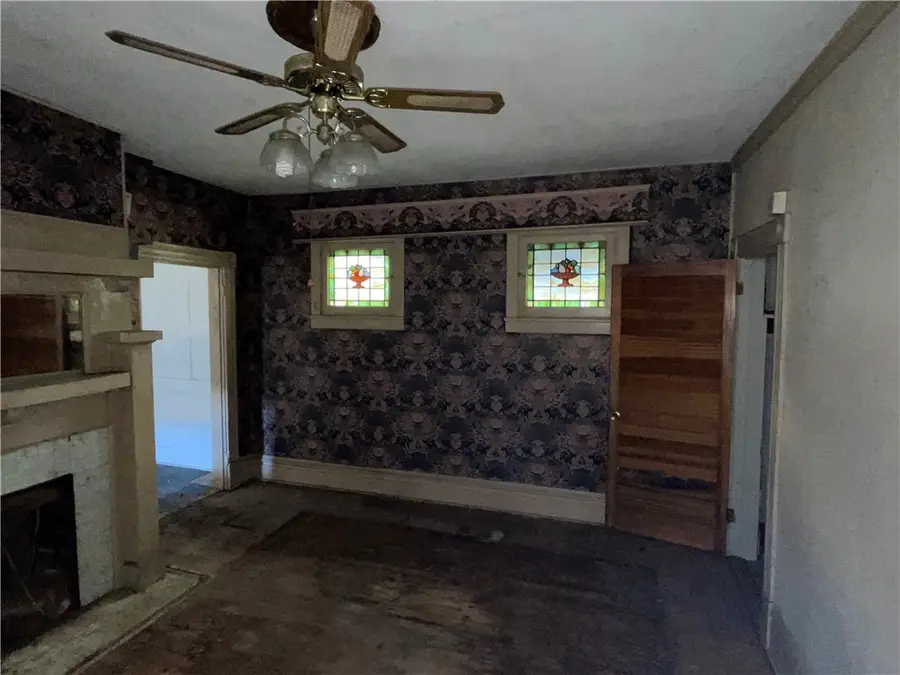 124 E 15th Ave, Homestead, PA 15120 - #3