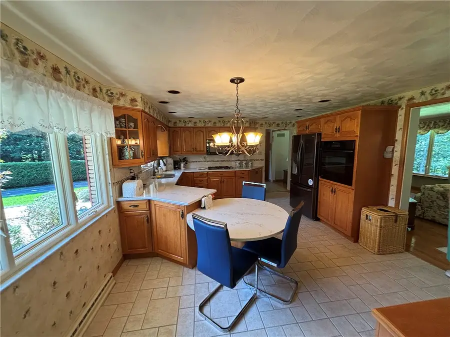 3008 Court Pl, Greensburg, PA 15601 - #2