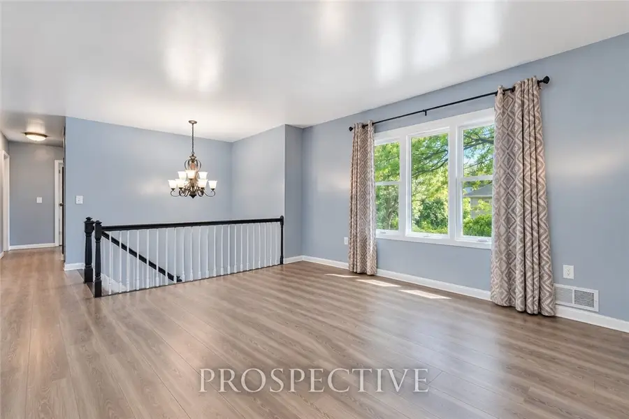 11 Pine St, Washington, PA 15301 - #2