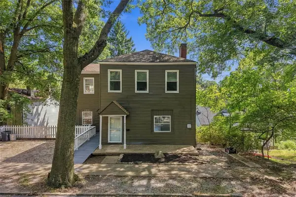 531 Chautauqua St, Pittsburgh, PA 15214