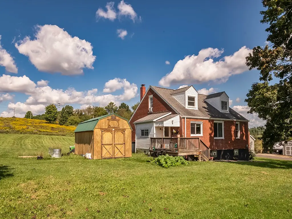 256 Hawthorne Ln, Tarentum, PA 15084 - #1