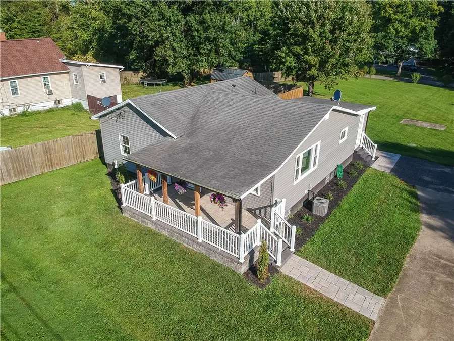 915 Marie Ave, New Castle, PA 16101 - #3
