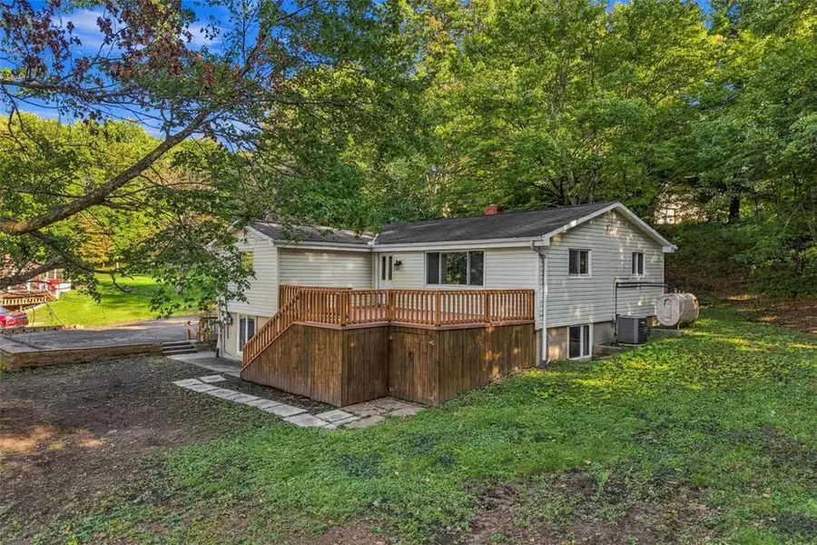 134 Becks Run Rd, Coraopolis, PA 15108 - #2