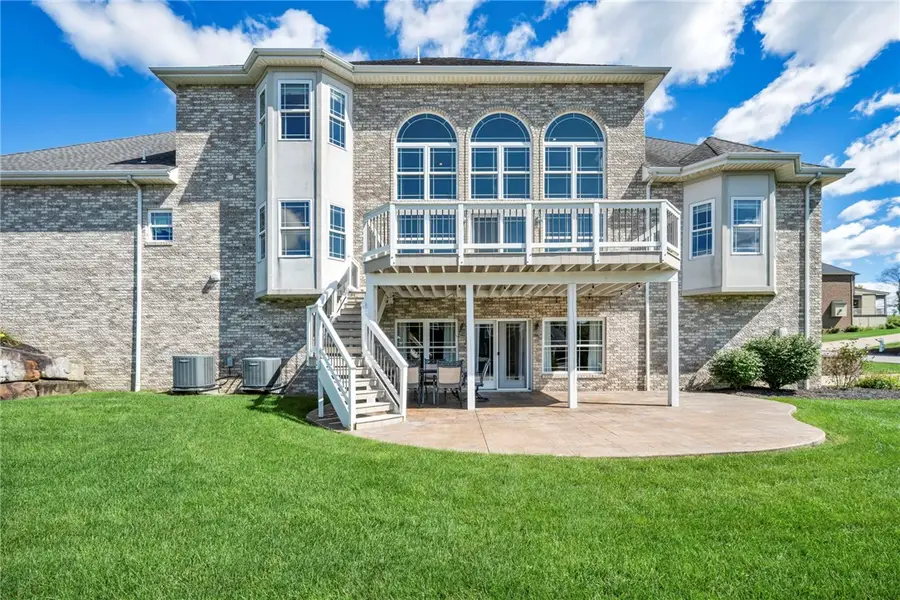 2001 Ashley Ct, Jeannette, PA 15644 - #2