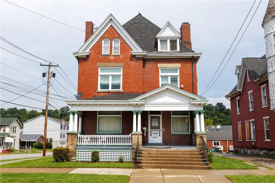 250 Green St, California, PA 15419 - #1