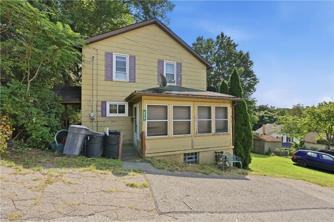 624 Spang Ave, Leechburg, PA 15656 - #1