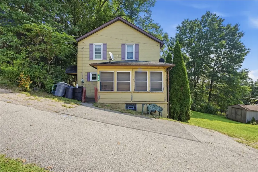 624 Spang Ave, Leechburg, PA 15656 - #2