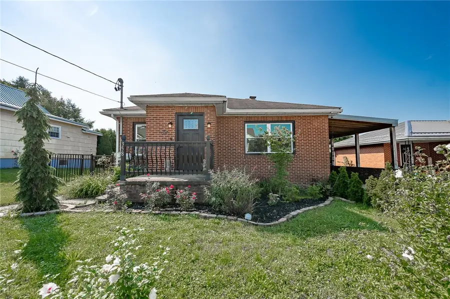 358 Anderson Ave, Indiana, PA 15701 - #2