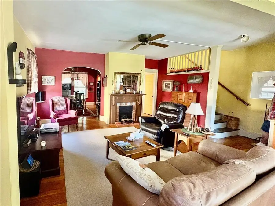 861 Canal St, Beaver, PA 15009 - #2