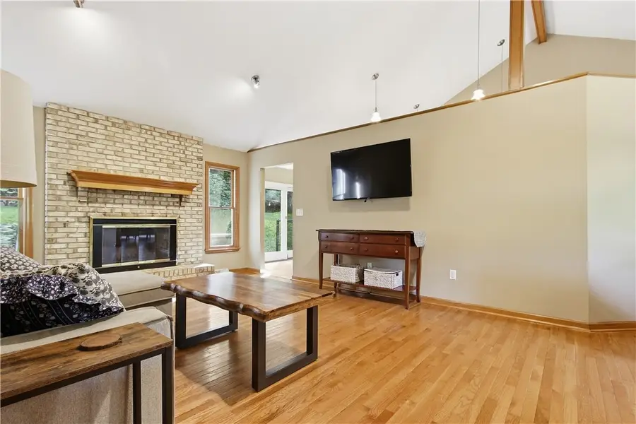 314 Glade Run Rd, Evans City, PA 16033 - #3