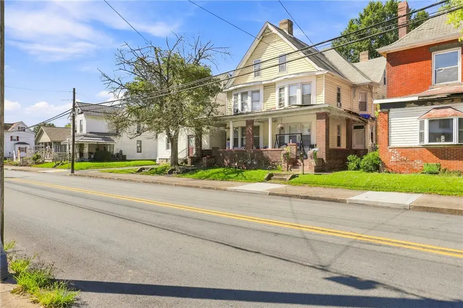 904-906 S Pittsburgh St, Connellsville, PA 15425 - #2