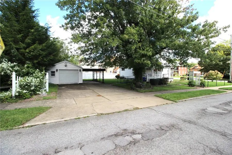 2303 Highland Ave, New Castle, PA 16105 - #2