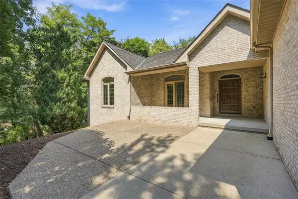 700 Jane Ave, Pittsburgh, PA 15209
