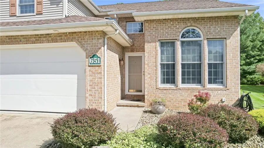 651 Chesapeake Ct, Hermitage, PA 16148 - #3
