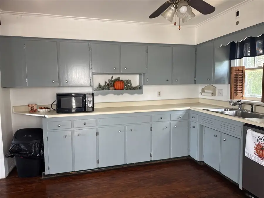 1710 Raymond Ave, Latrobe, PA 15650 - #3