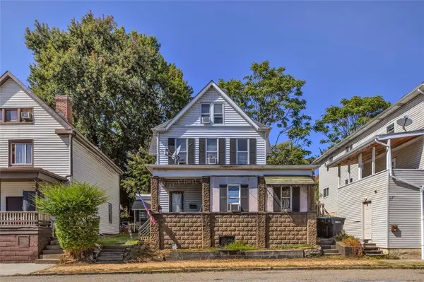 211 E 7th Ave, Tarentum, PA 15084