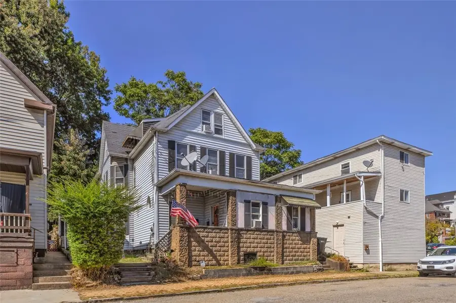211 E 7th Ave, Tarentum, PA 15084 - #2