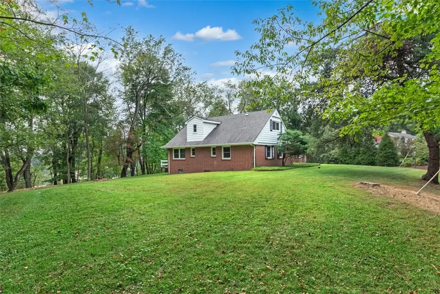 4940 Northlawn Circle, Murrysville, PA 15668 - #2