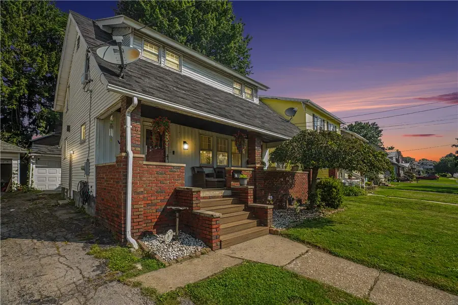 16 W Moody Ave, New Castle, PA 16101 - #2