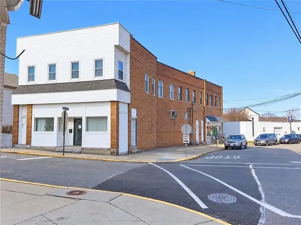 300 Longfellow, Vandergrift, PA 15690