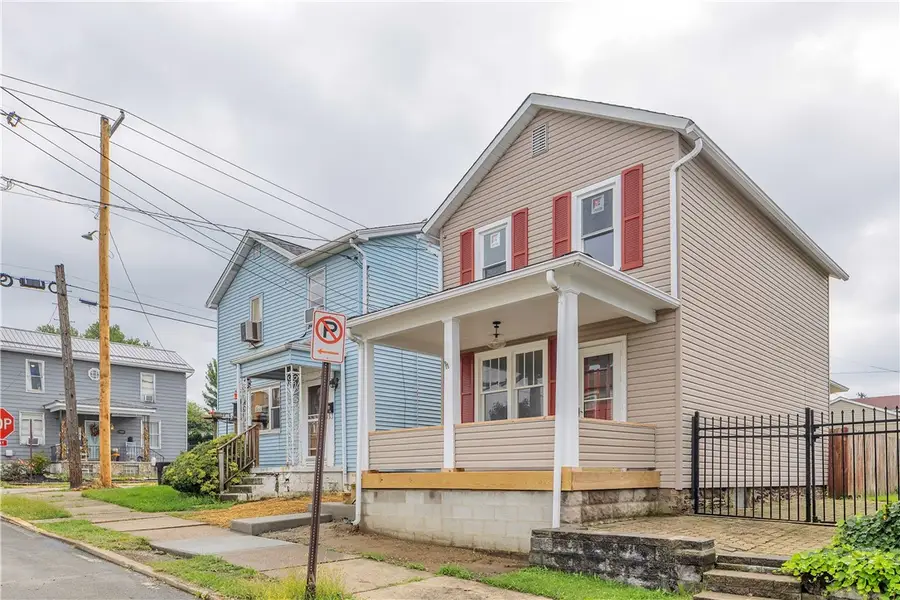 325 Fairmont St, Latrobe, PA 15650 - #2