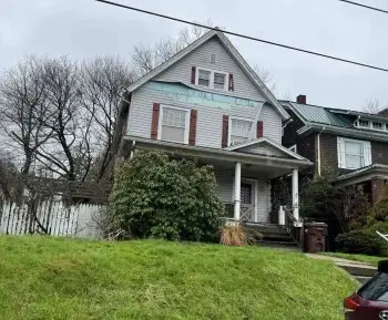 112 Hazen Pl, Sharon, PA 16146