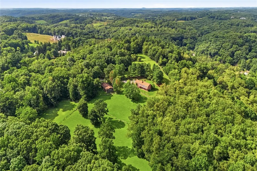 45 Stonedale Rd, Sewickley, PA 15143 - #1