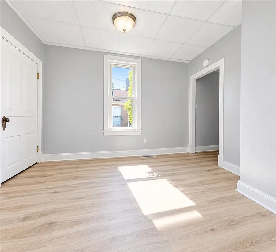1249 Leishman Ave, New Kensington, PA 15068 - #3