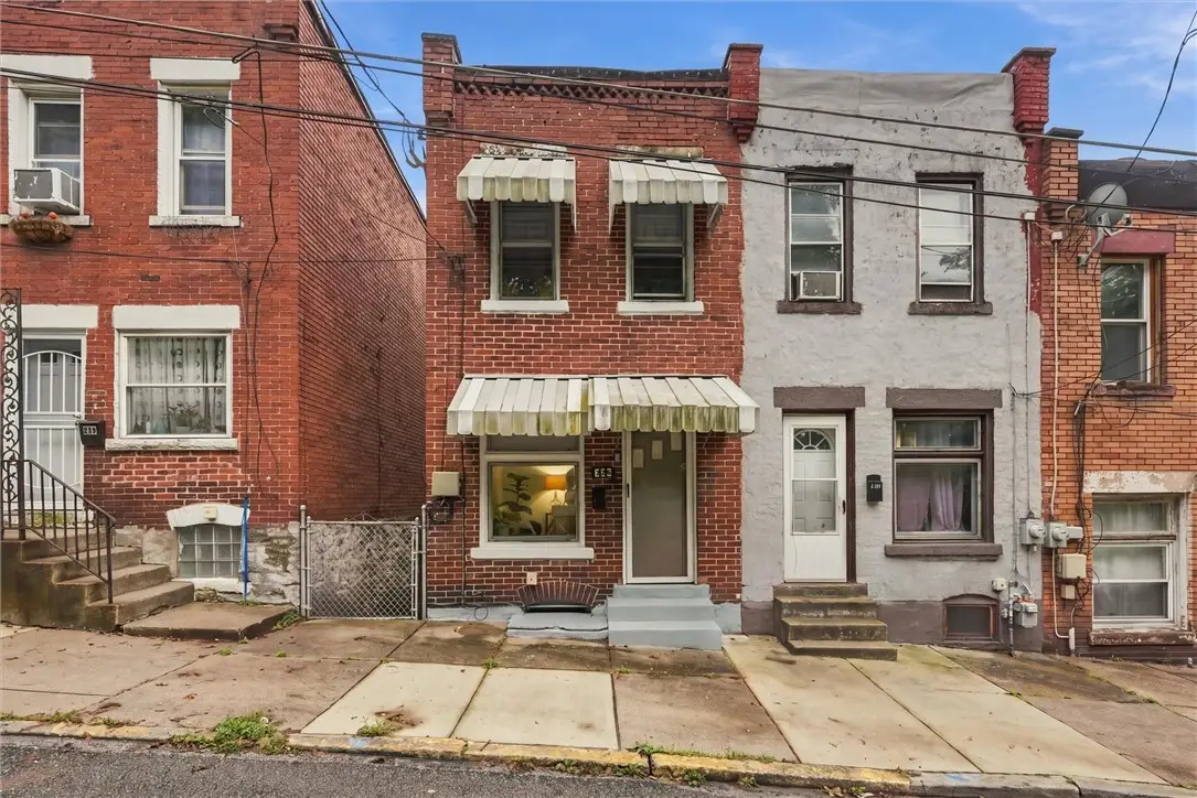 226 Glenwood Ave, Pittsburgh, PA 15207 - #1