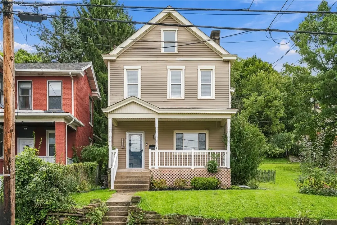318 Academy St, Carnegie, PA 15106 - #1