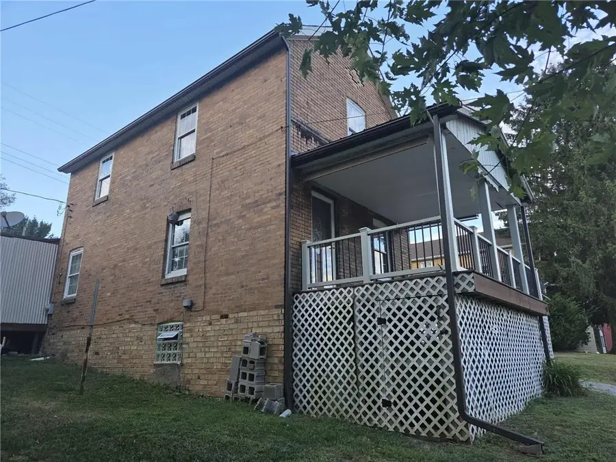255 Francis Mine State Rd, Burgettstown, PA 15021 - #2