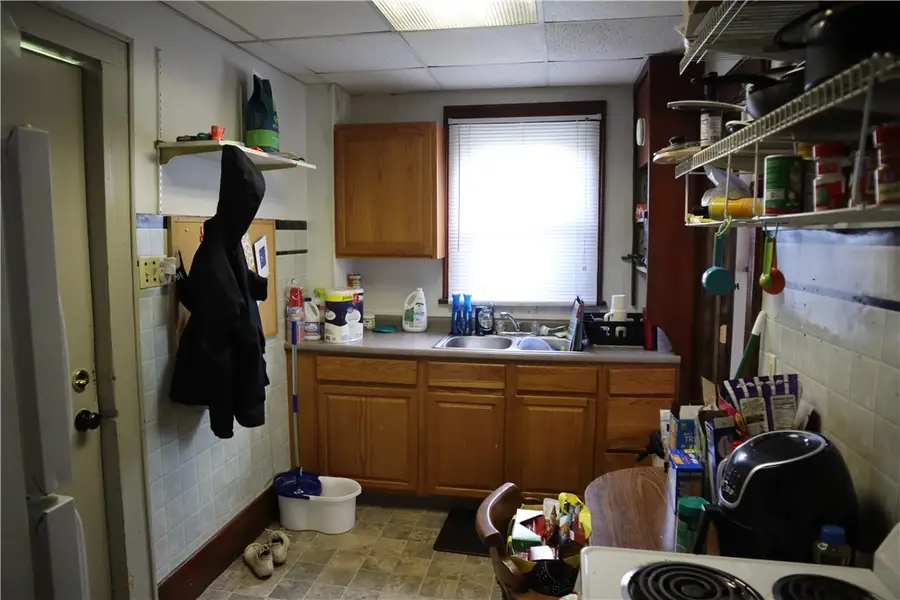 820-822 Grant St, Indiana, PA 15701 - #3